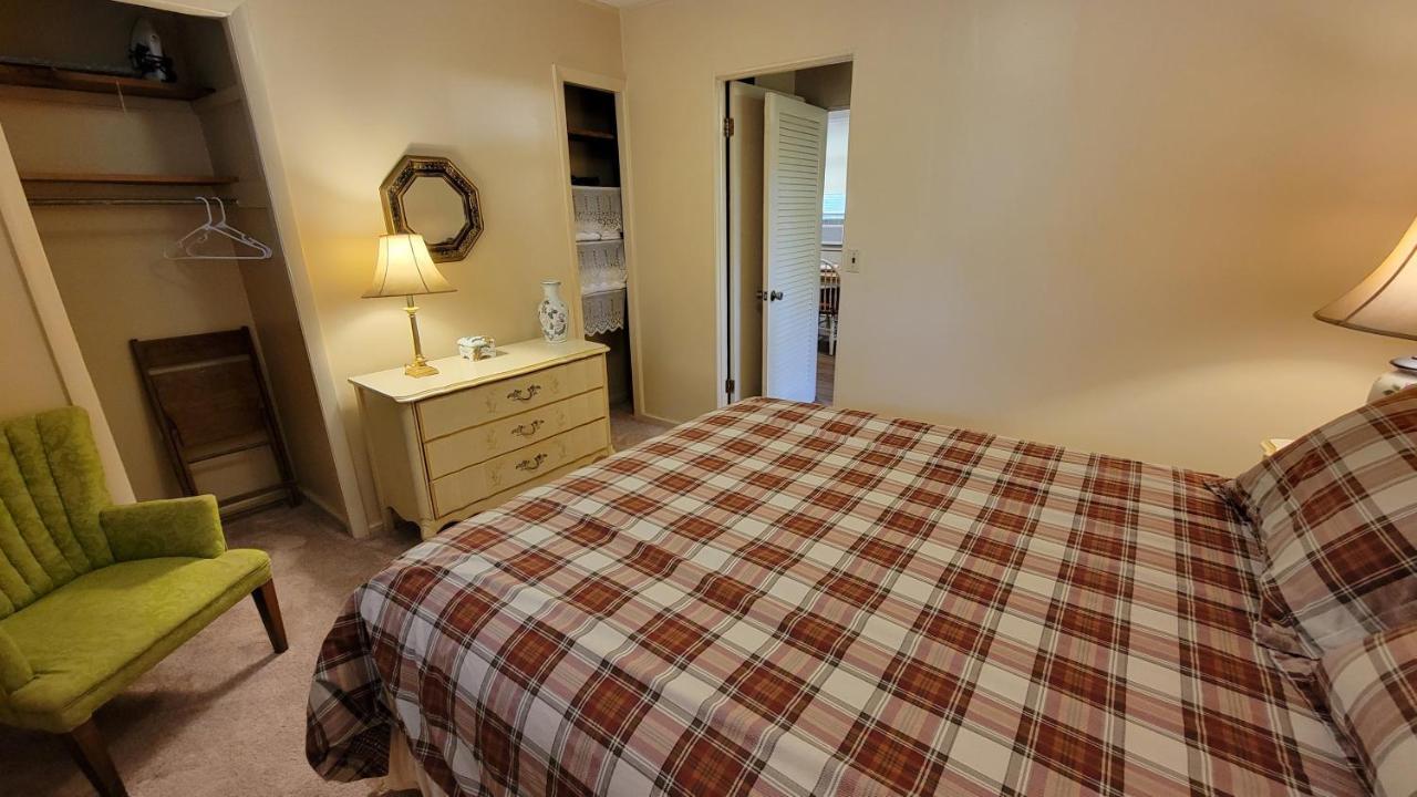 Arrowmont Stables & Cabins Cullowhee Екстер'єр фото